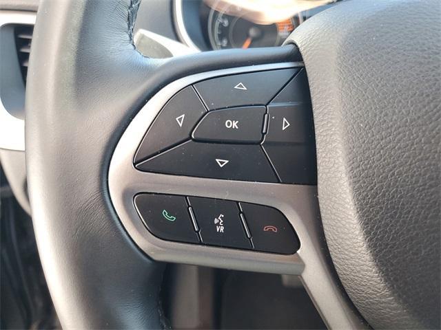 used 2019 Jeep Cherokee car, priced at $17,995