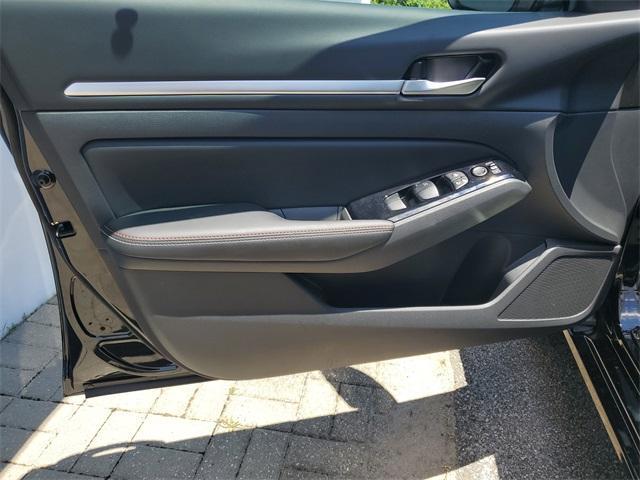 new 2025 Nissan Altima car, priced at $34,200