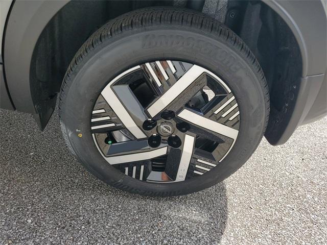 new 2026 Nissan Kicks car, priced at $25,312