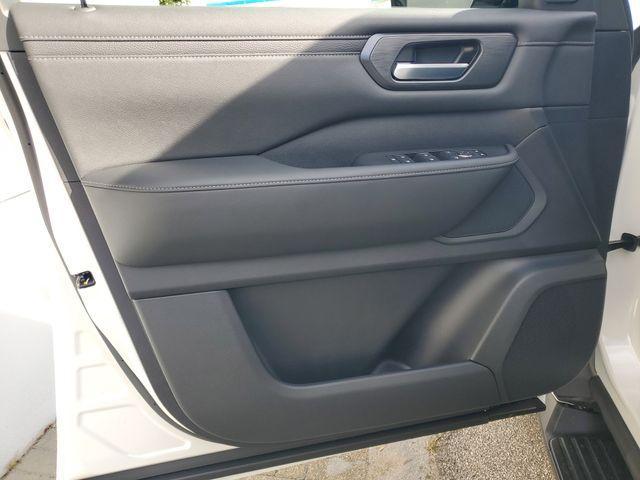 new 2026 Nissan Armada car, priced at $59,985