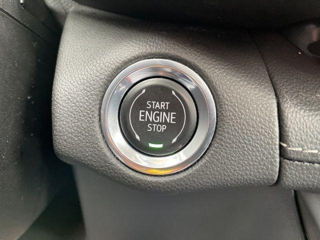 used 2023 Buick Envision car, priced at $25,393