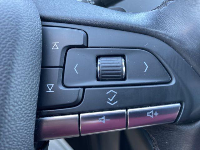 used 2023 Cadillac XT4 car, priced at $22,993