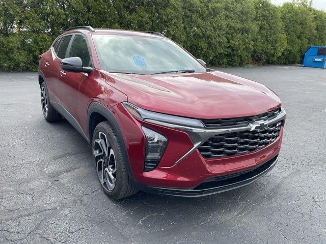 used 2025 Chevrolet Trax car, priced at $24,393