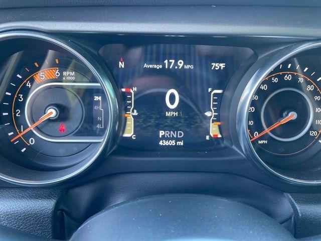 used 2023 Jeep Gladiator car, priced at $40,393
