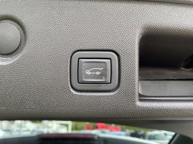 used 2024 Chevrolet Equinox car, priced at $24,393