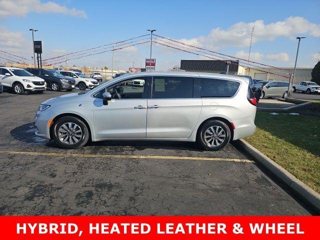 used 2023 Chrysler Pacifica Hybrid car, priced at $21,995