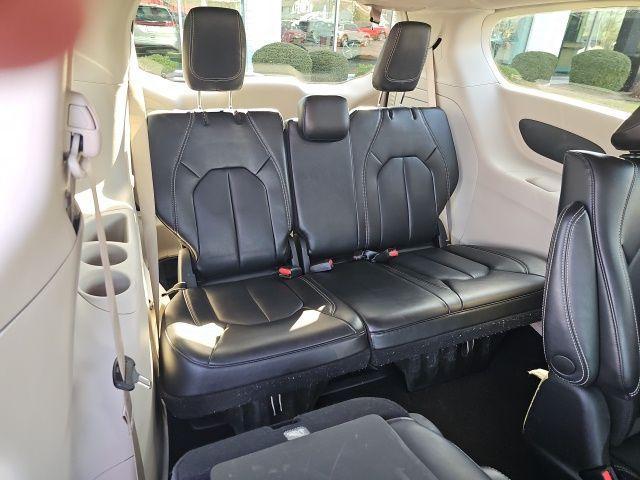used 2023 Chrysler Pacifica Hybrid car, priced at $20,903