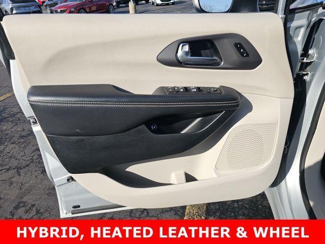 used 2023 Chrysler Pacifica Hybrid car, priced at $21,995