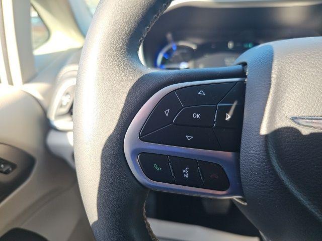 used 2023 Chrysler Pacifica Hybrid car, priced at $20,903