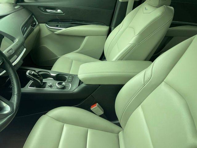 used 2020 Cadillac XT4 car, priced at $23,948