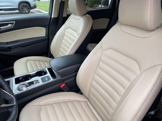 used 2024 Ford Edge car, priced at $26,397