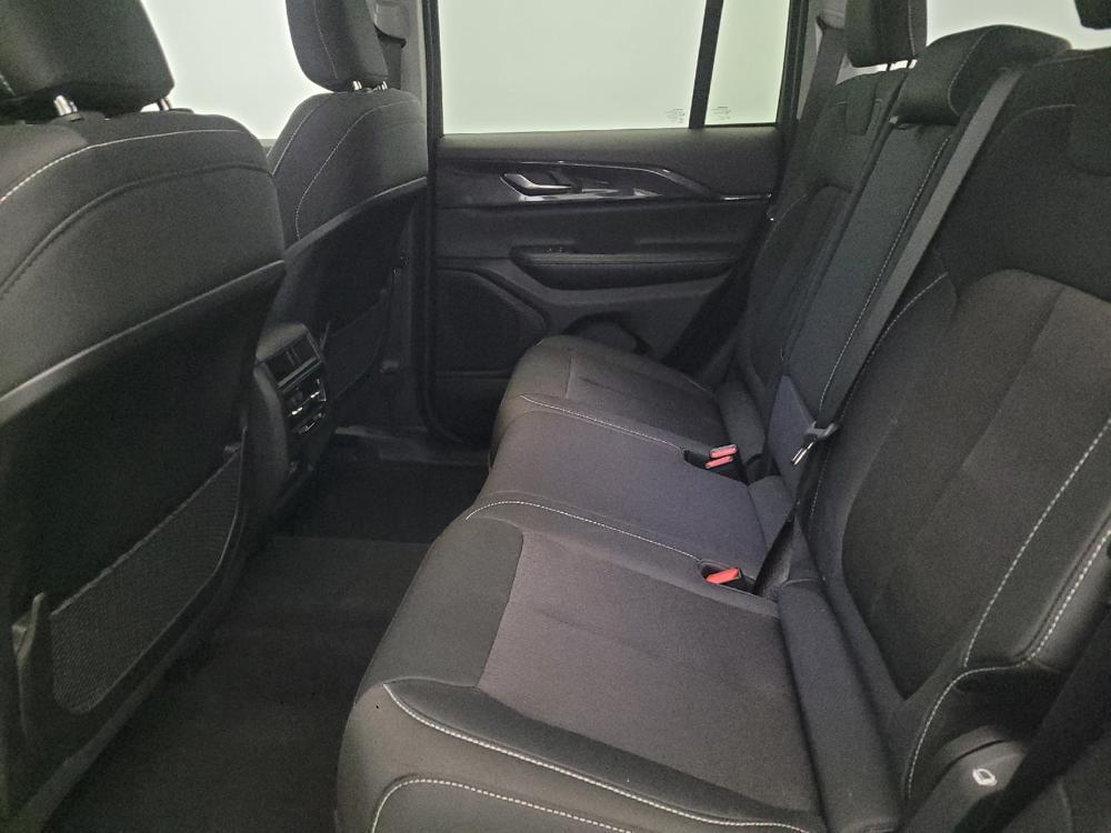 used 2023 Jeep Grand Cherokee car, priced at $27,095