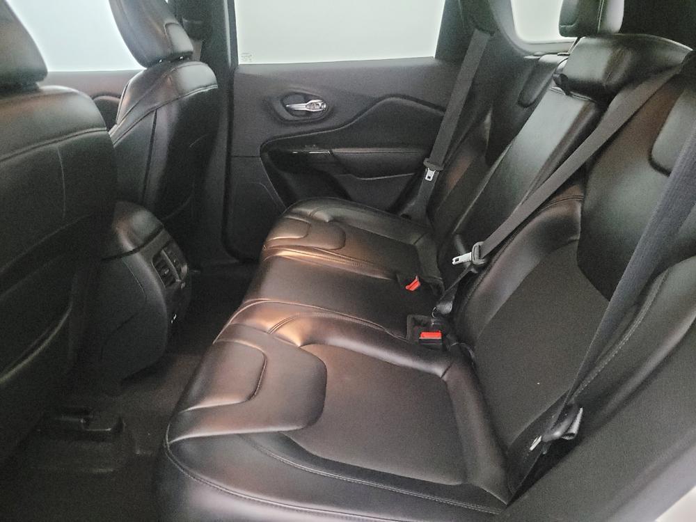 used 2019 Jeep Cherokee car, priced at $15,495