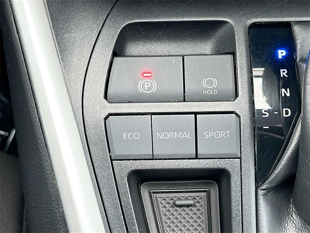 2019 Silver Sky Metallic Toyota RAV4