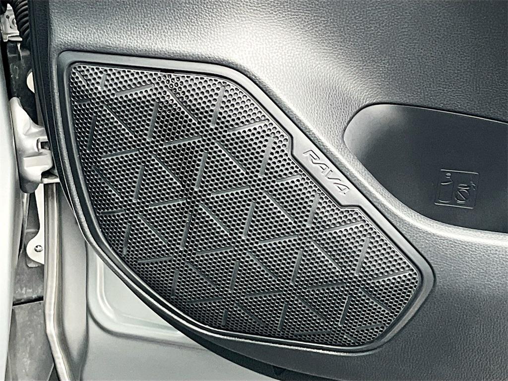 2019 Silver Sky Metallic Toyota RAV4