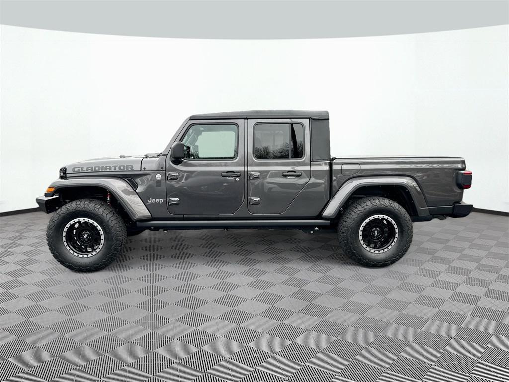 used 2021 Jeep Gladiator car, priced at $27,777