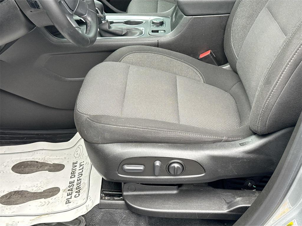 used 2023 Chevrolet Traverse car, priced at $23,777