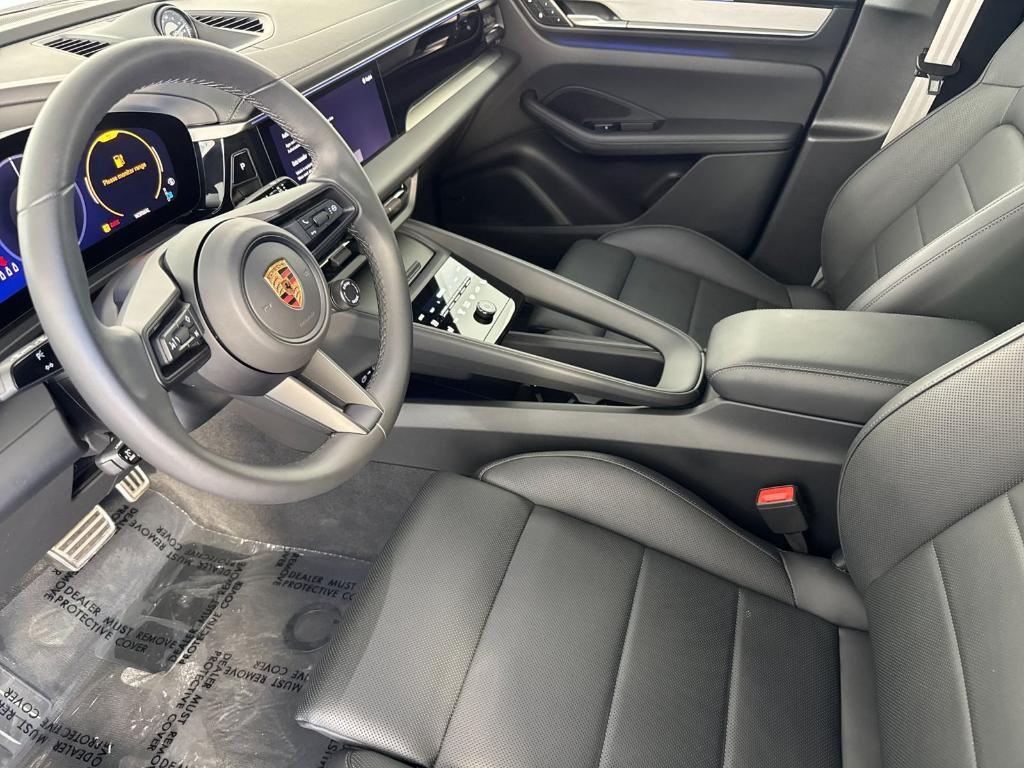 used 2025 Porsche Macan car