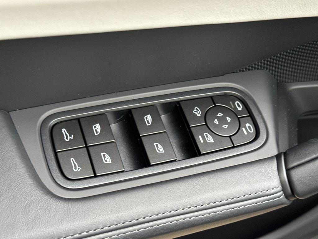 new 2026 Porsche Cayenne car, priced at $149,390