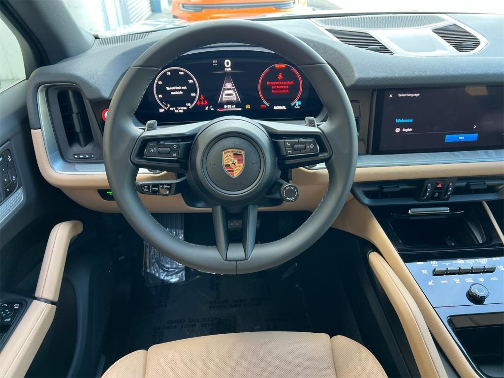 new 2025 Porsche Cayenne car, priced at $104,295