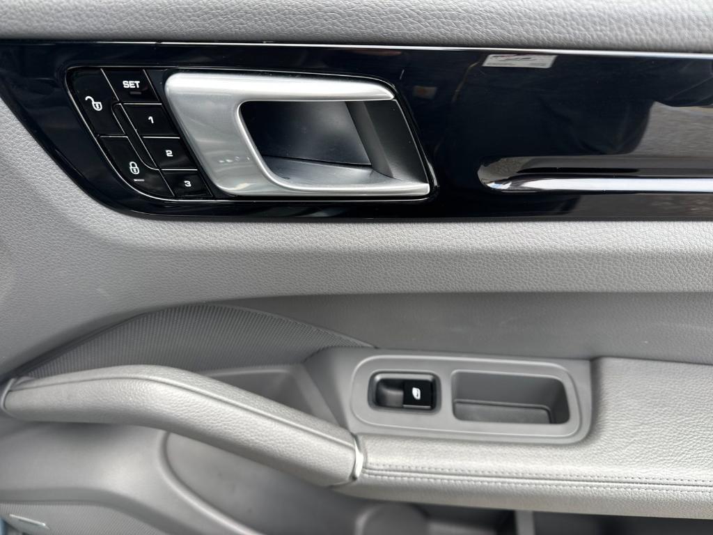 used 2019 Porsche Cayenne car, priced at $35,990