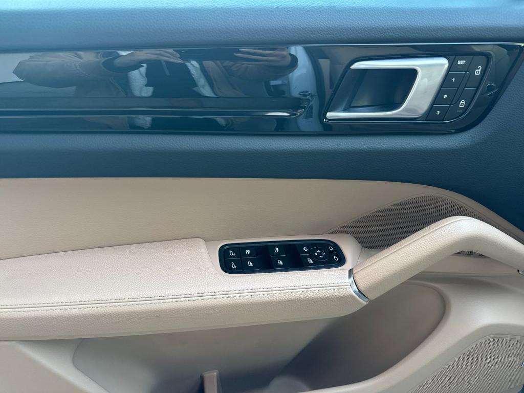 used 2022 Porsche Cayenne car, priced at $63,910