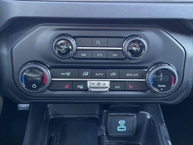 new 2025 Ford Bronco car, priced at $39,175