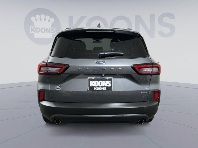 used 2025 Ford Escape car, priced at $27,500
