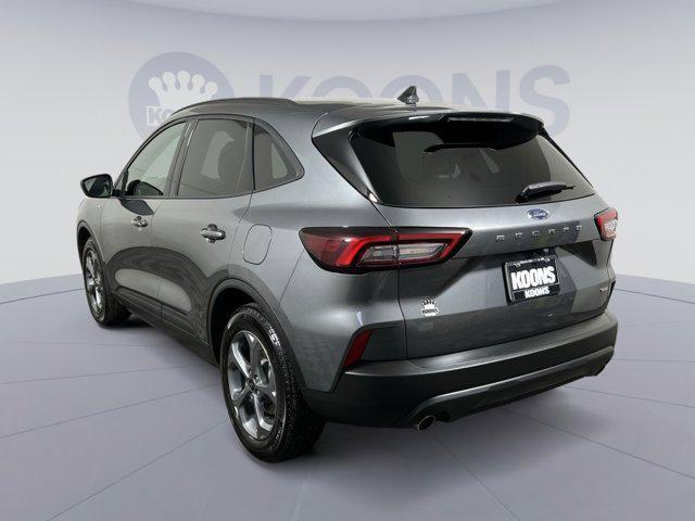 used 2025 Ford Escape car, priced at $27,500