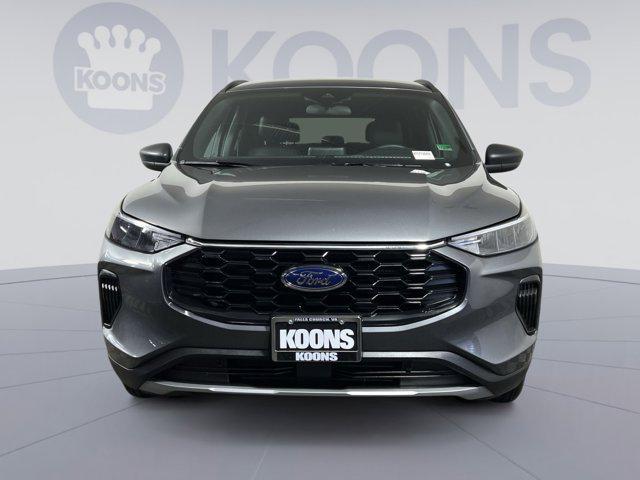 used 2025 Ford Escape car, priced at $27,500