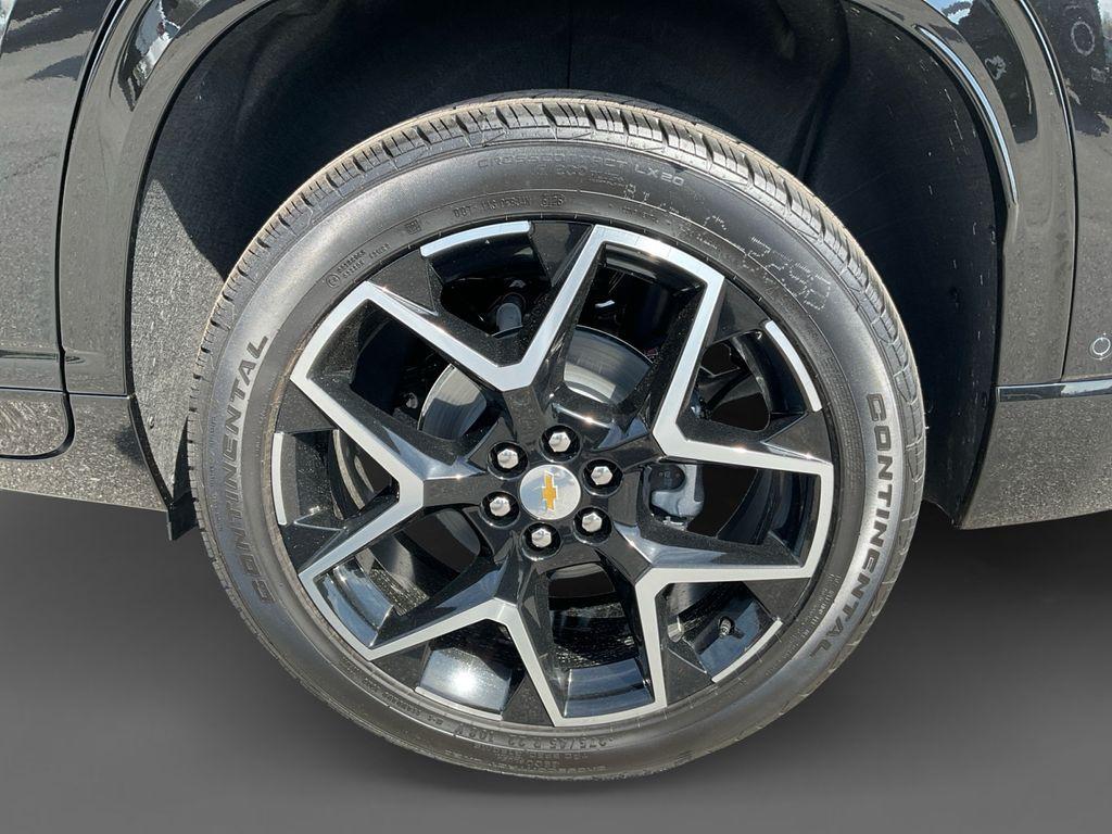 new 2026 Chevrolet Traverse car, priced at $56,911