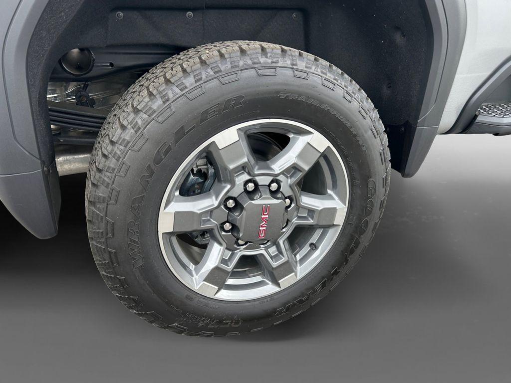 new 2026 GMC Sierra 2500 car, priced at $77,958