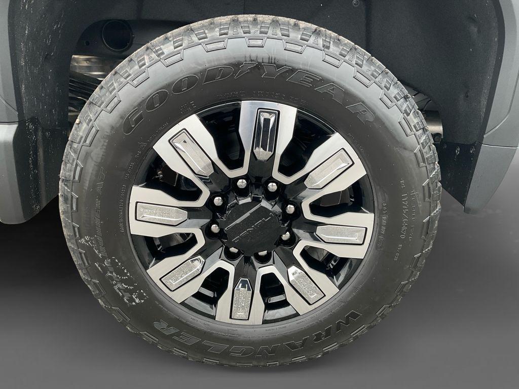 new 2026 GMC Sierra 2500 car, priced at $83,516