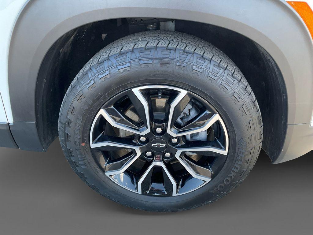 used 2024 Chevrolet TrailBlazer car, priced at $25,058