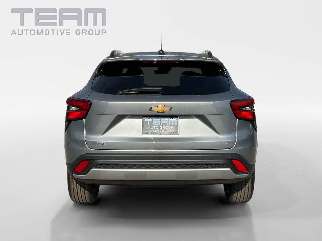 new 2026 Chevrolet Trax car, priced at $23,346