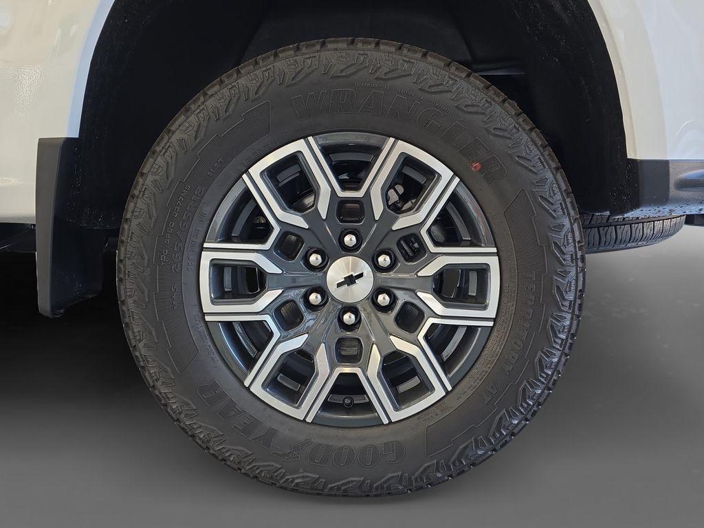 new 2026 Chevrolet Colorado car, priced at $50,906