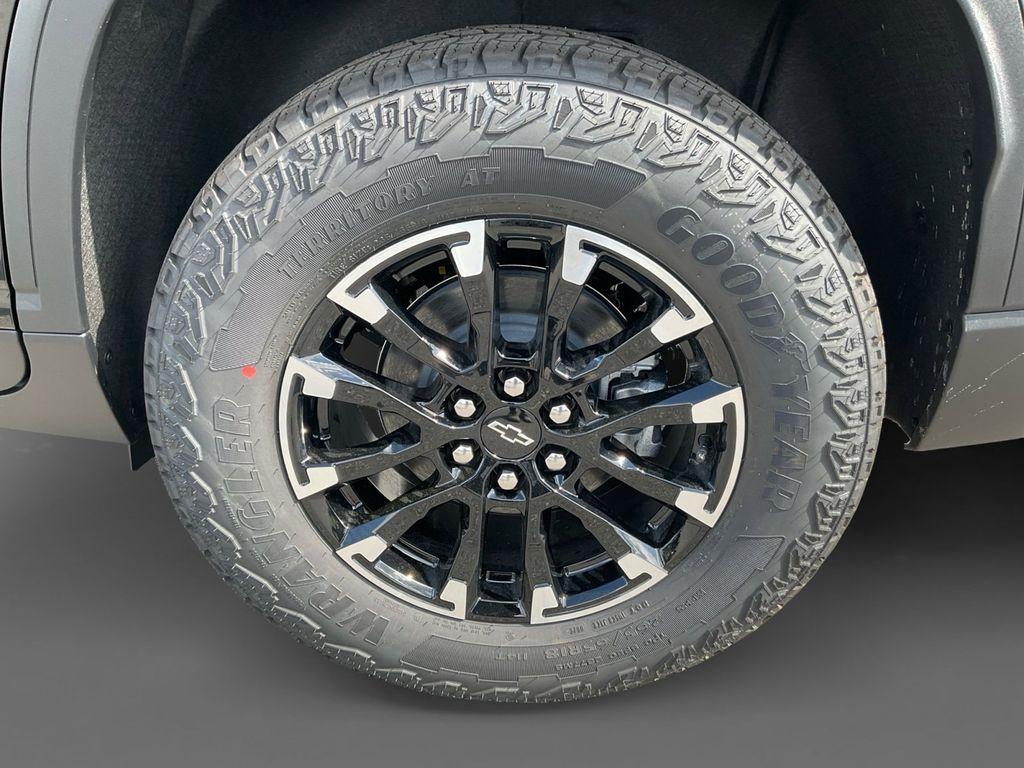 new 2026 Chevrolet Traverse car, priced at $55,079