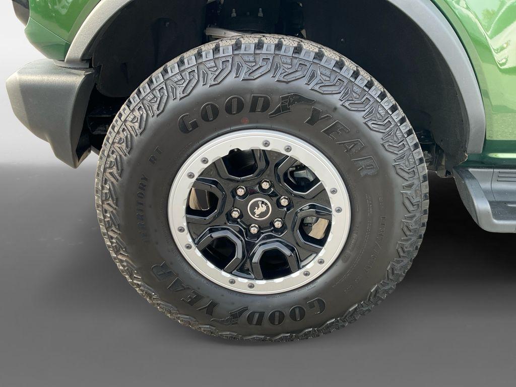 used 2025 Ford Bronco car, priced at $45,671