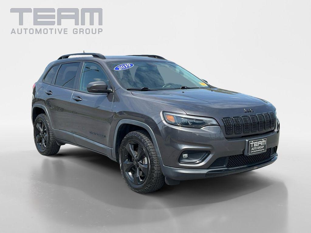 used 2019 Jeep Cherokee car, priced at $17,198