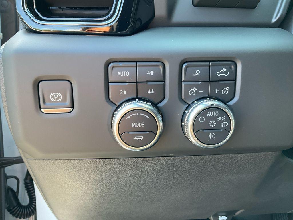 new 2025 GMC Sierra 1500 car, priced at $75,869