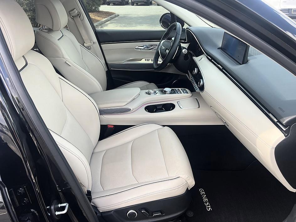 used 2024 Genesis GV70 car, priced at $37,374