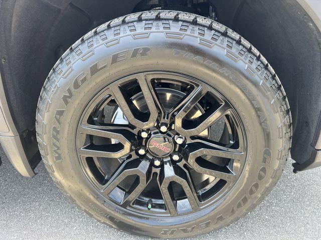 used 2025 GMC Sierra 1500 car, priced at $49,587