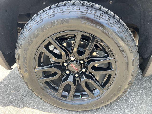 used 2025 GMC Sierra 1500 car, priced at $49,587