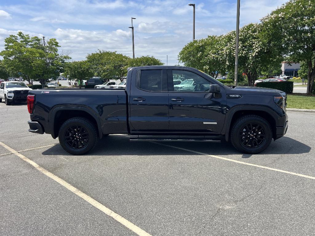 used 2025 GMC Sierra 1500 car, priced at $47,374