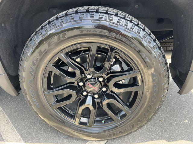 used 2025 GMC Sierra 1500 car, priced at $49,587