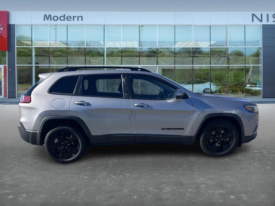 used 2019 Jeep Cherokee car, priced at $13,775