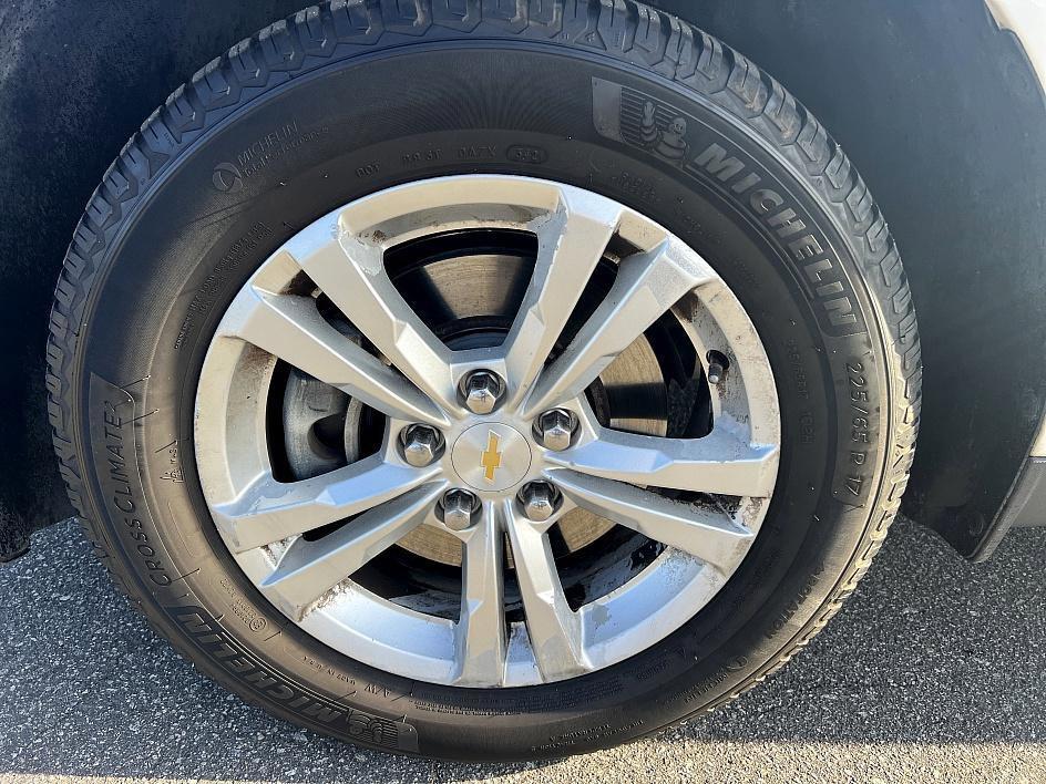 used 2015 Chevrolet Equinox car, priced at $9,488