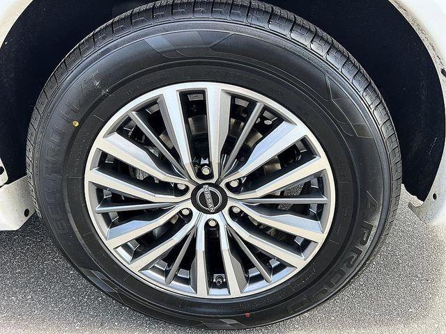 used 2024 Nissan Armada car, priced at $40,274