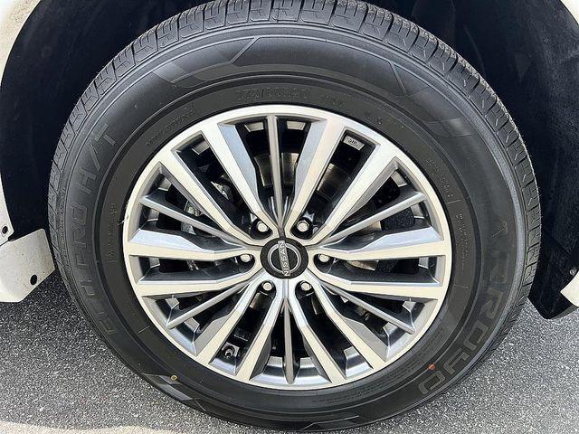 used 2024 Nissan Armada car, priced at $40,274
