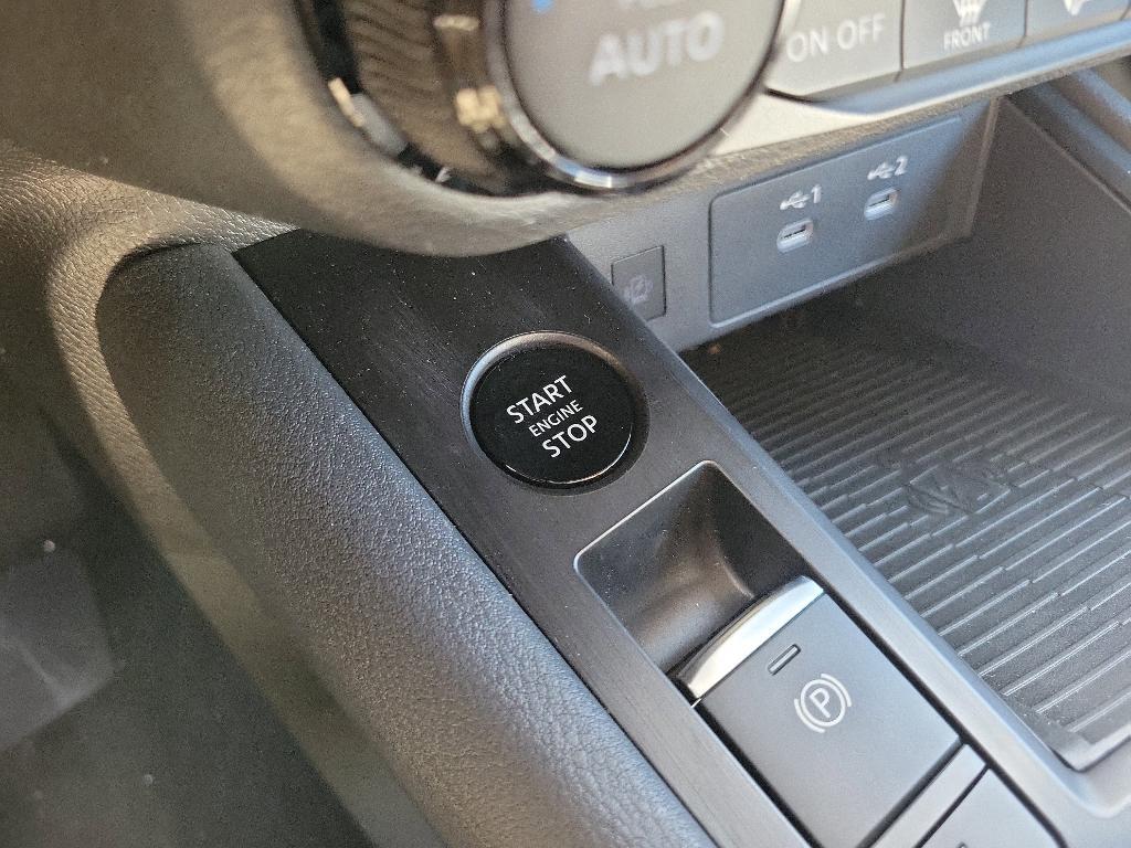 new 2026 Nissan Kicks car, priced at $26,222